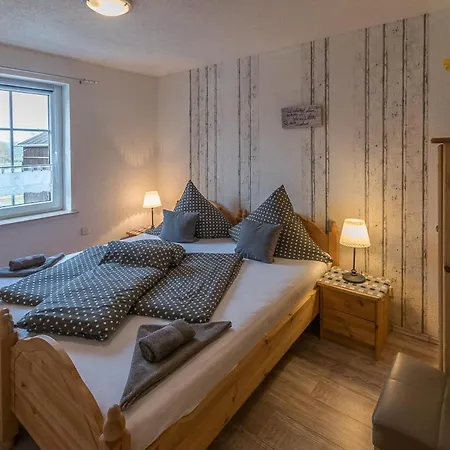 Pensjonat Rundblick Im Elbsandsteingebirge Bei Bad Schandau Rathmannsdorf