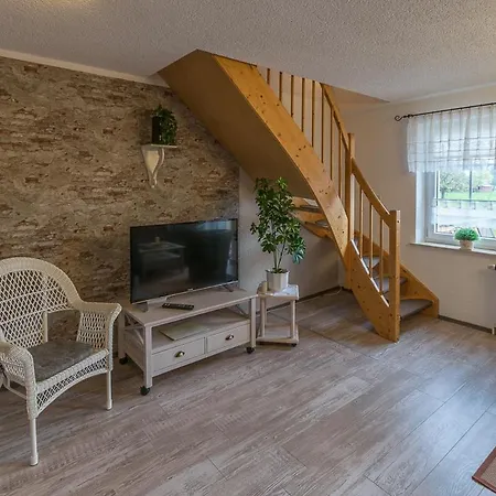 Pensjonat Rundblick Im Elbsandsteingebirge Bei Bad Schandau 4*