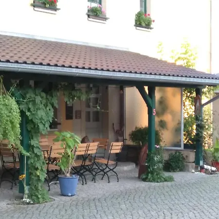 Rundblick Im Elbsandsteingebirge Bei Bad Schandau 4*