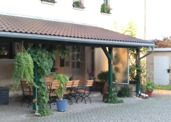 Rundblick Im Elbsandsteingebirge Bei Bad Schandau 4*