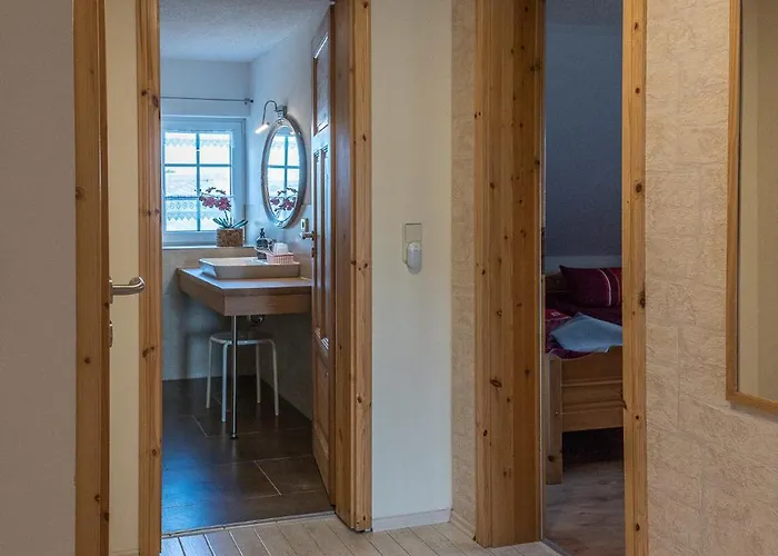 Rundblick Im Elbsandsteingebirge Bei Bad Schandau Pensionat Rathmannsdorf