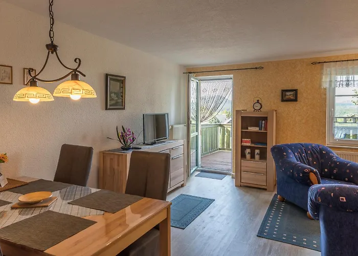 Rundblick Im Elbsandsteingebirge Bei Bad Schandau 4*